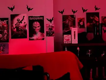 Lilith-deveraux  live sex cam