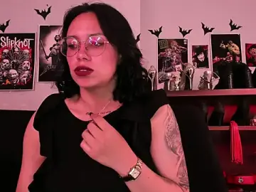 Lilith-deveraux  live sex cam