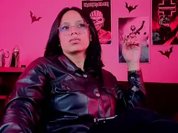 Lilith-deveraux  live sex cam