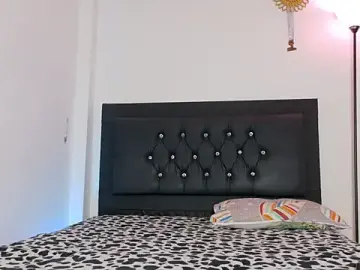 Adele_Rush  live sex cam