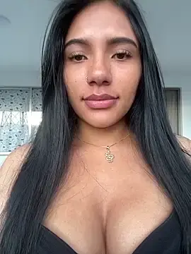 Caro_Mildrey  live sex cam