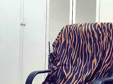 Chanel_Noire  live sex cam