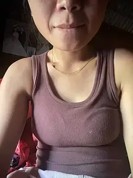 Emmi_cute9x  live sex cam