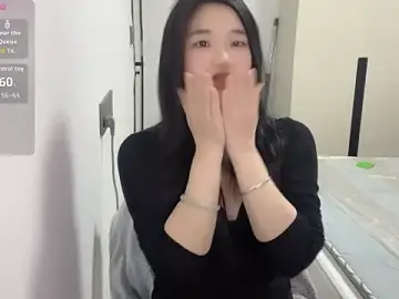 Lily-a  live sex cam