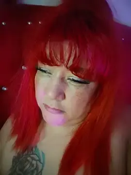 Nastymomslave  live sex cam