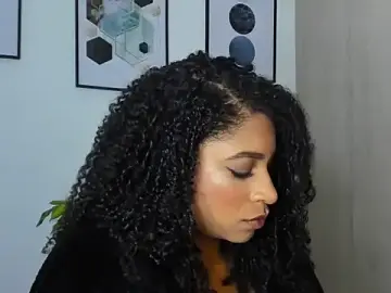 Taneesha_B  live sex cam