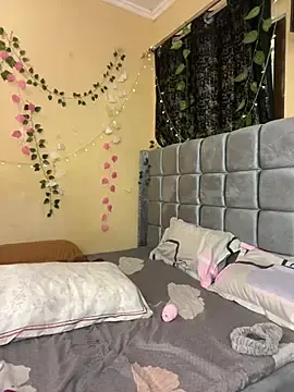 YourWetDream02  live sex cam