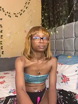 YourWetDream02  live sex cam