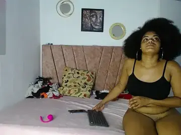 Issa__love  live sex cam