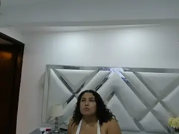 Yaragarcia  live sex cam