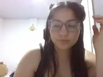Divine_Heat  live sex cam