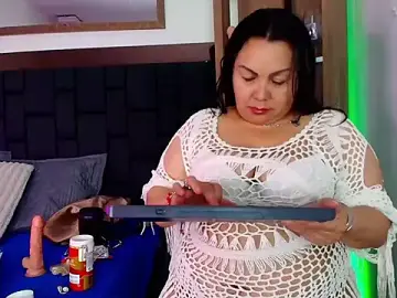 EllenaBoobs_  live sex cam