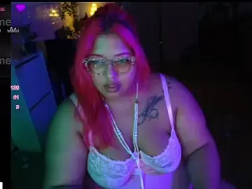 MagicCurves  live sex cam
