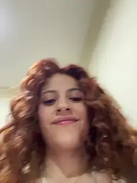 Alana15  live sex cam