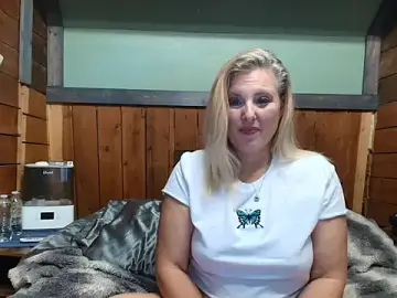 Lisaxlovexxx  live sex cam