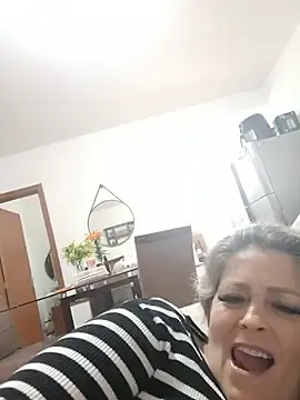 Marcialoira  live sex cam