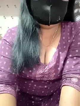 Sexxyrenukaa  live sex cam