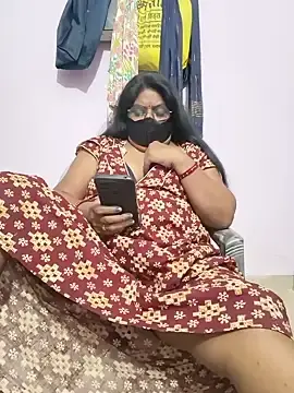 Sexxyrenukaa  live sex cam