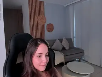 AnnieHallX  live sex cam