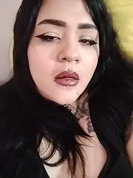 BonnieStardust  live sex cam