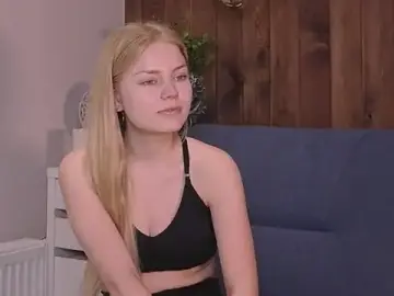 LavonaMadlem  live sex cam