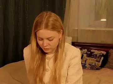 LavonaMadlem  live sex cam