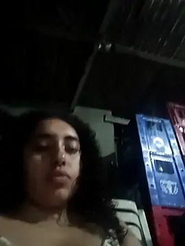 Barbiesincera  live sex cam