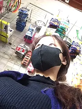 Girl-cute  live sex cam