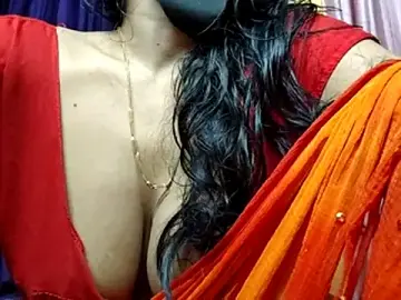 Poojaxxx65  live sex cam