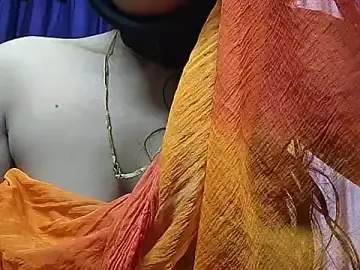Poojaxxx65  live sex cam