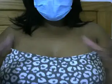 Artinah22  live sex cam