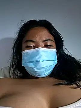 Artinah22  live sex cam