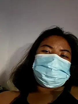Artinah22  live sex cam