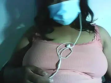Artinah22  live sex cam
