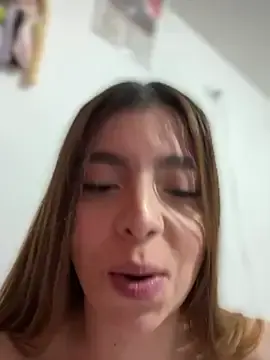 Cloew_Marz  live sex cam