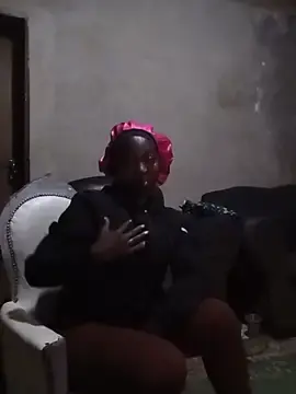 Lavishia  live sex cam
