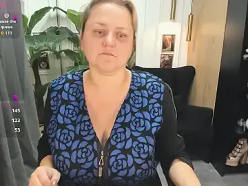 ScarlettSoft  live sex cam