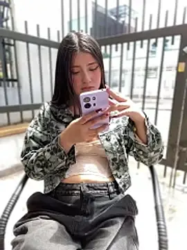 StrawberryPink_  live sex cam