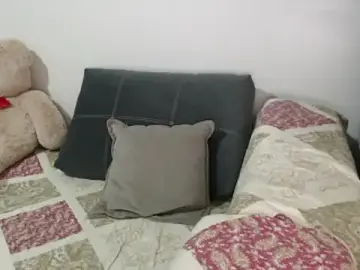 _JustmeHere_  live sex cam