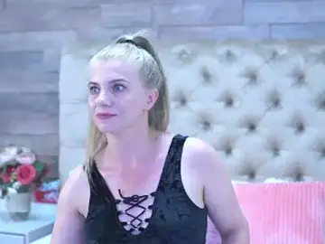 AnyaHart  live sex cam