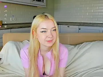 Chanelbayerr  live sex cam