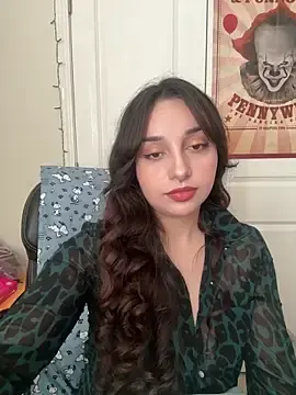 CharmingMaddie  live sex cam