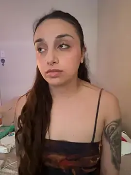 CharmingMaddie  live sex cam