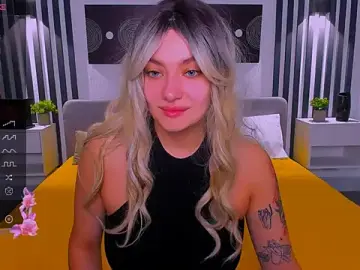 Emily_Tylerr  live sex cam