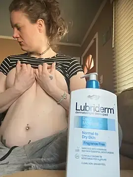 KiinkyPrincxss  live sex cam