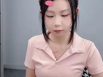 Rose_love69  live sex cam
