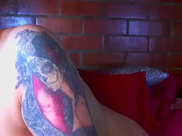 Taylor-hardcore  live sex cam