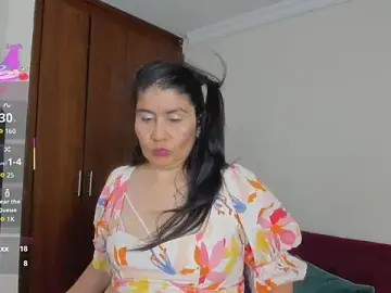 KiraGeiner  live sex cam