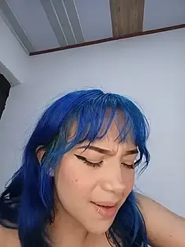 Mistyyblue  live sex cam