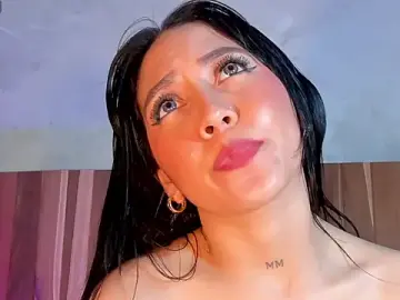 AlannaJonnes  live sex cam